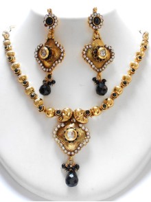 Polki Necklace Set